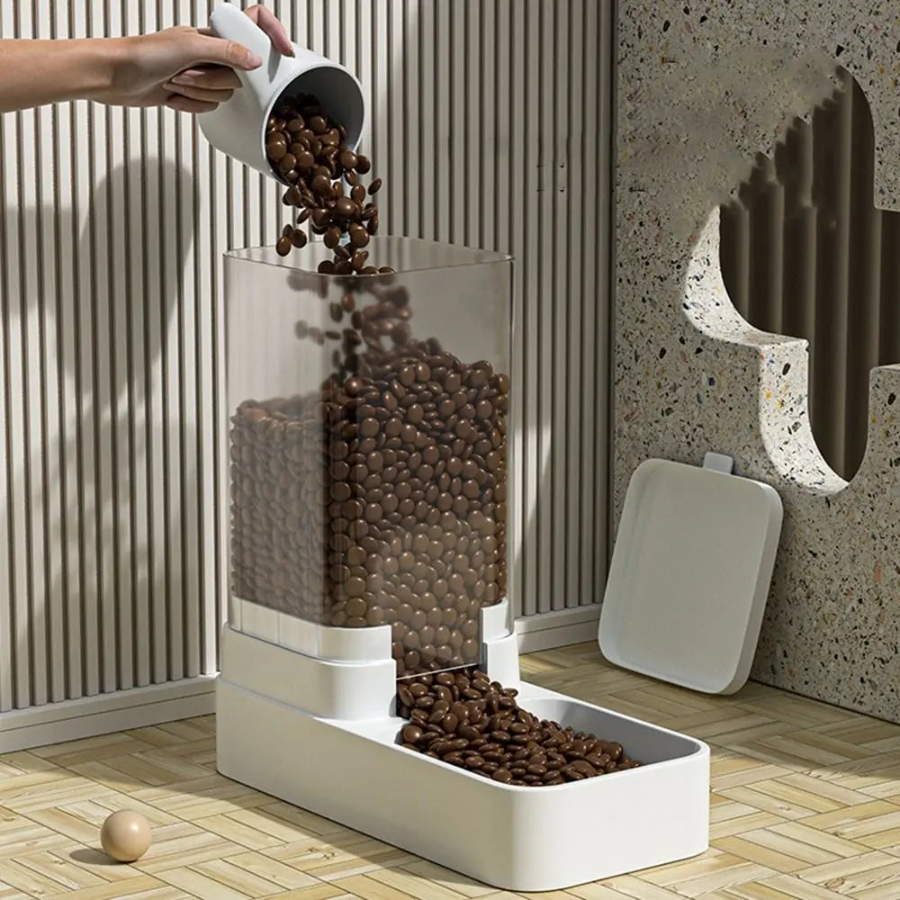 Plastic Pet Food Storage Dispenser Transparent